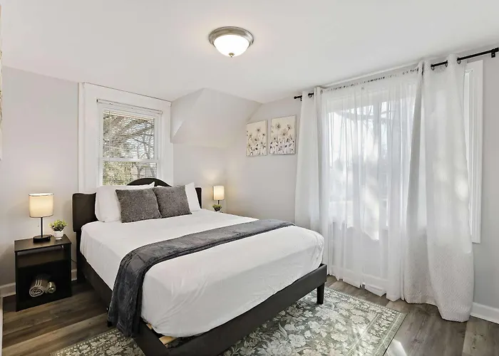 Holiday home Modern 4bd 2ba Near Downtown Metra Highland Park