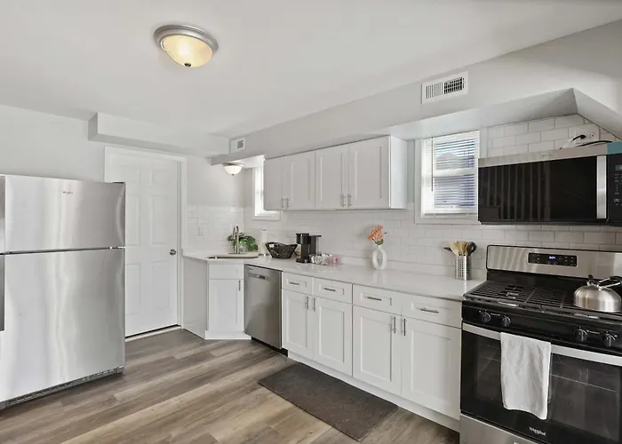 Modern 4bd 2ba Near Downtown Metra * Highland Park